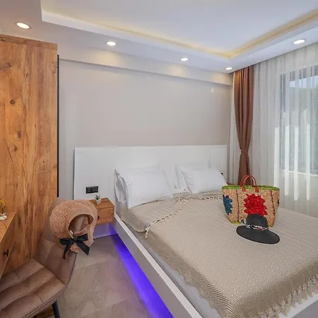 Harnup Aparthotel 4*