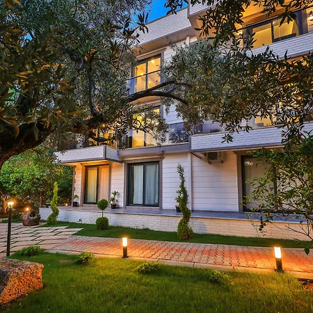 Harnup アパートホテル