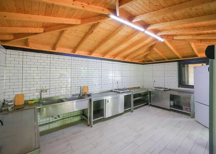 Ξενοδοχείο με διαμερίσματα Harnup 4*